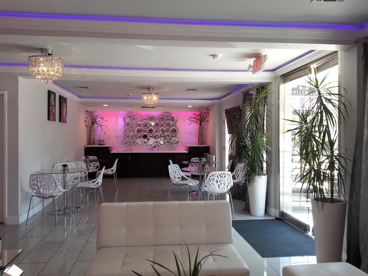 Hollywood Vip Hotel 2*